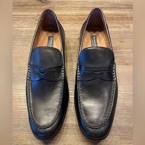 Nice Shoes! Never worn. NIB -Men’s Penny Loafer